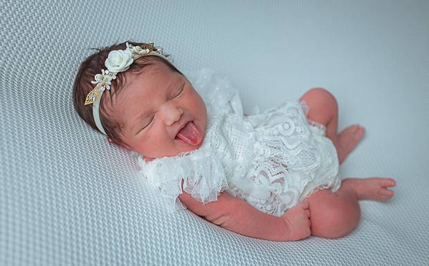 5 razões pelas quais as mães devem fazer o ensaio newborn para registrar os primeiros momentos de vida dos seus bebês



