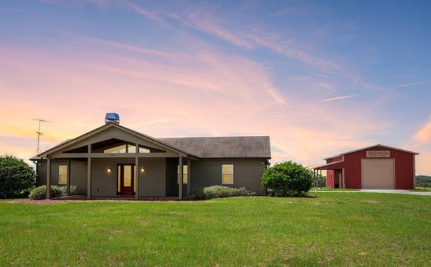 When a Property Is More Than a House: Real Estate Media for an Acreage Retreat in Haines City, Florida