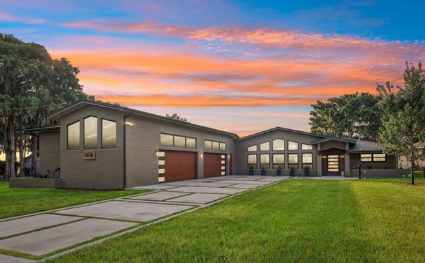 The First 7 Days of an Orlando Listing: A Media Launch Checklist for Realtors