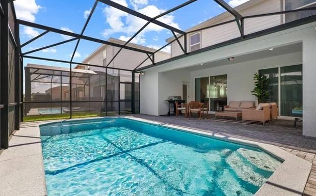 Short-Form Video for Orlando Vacation Homes: What Owners Should Showcase