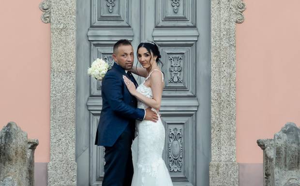 Ideias Criativas de Poses para Fotografias de Casamento