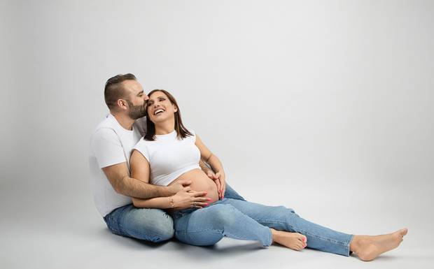 Quando Agendar Sua Sessão de Fotos de Gravidez? O Timing Perfeito!