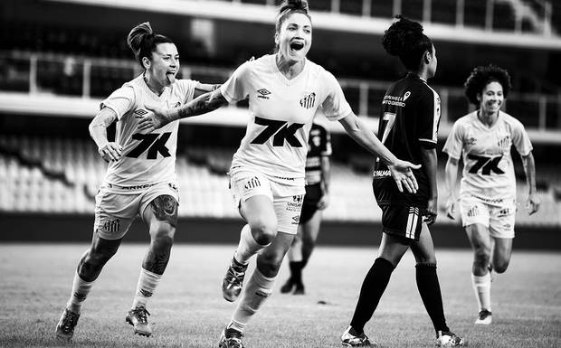 Sereias da Vila retornam à elite com campanha invicta e resgate de protagonismo no futebol feminino