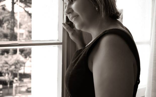 Um Presente para Si Mesma: Mulheres Maduras e o Ensaio Fotográfico como Ato de Amor-Próprio