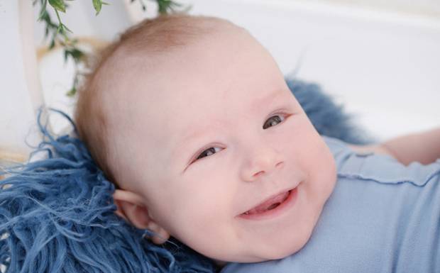 Como é o ensaio de acompanhamento de um bebê de 4 meses?