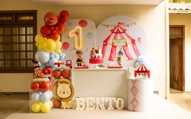 Cores que Encantam: O Papel Fundamental da Palheta de Cores em Festas Infantis