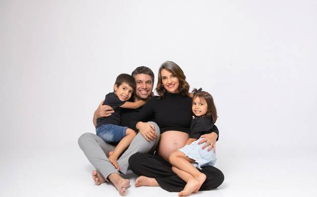 Como Preparar a Família (Filhos Maiores e o Pai) para o Ensaio Gestante e Newborn, sem Estresse.
