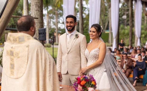 ❤️ Guia Definitivo: Como Escolher os Fornecedores Ideais para o Seu Casamento Perfeito!