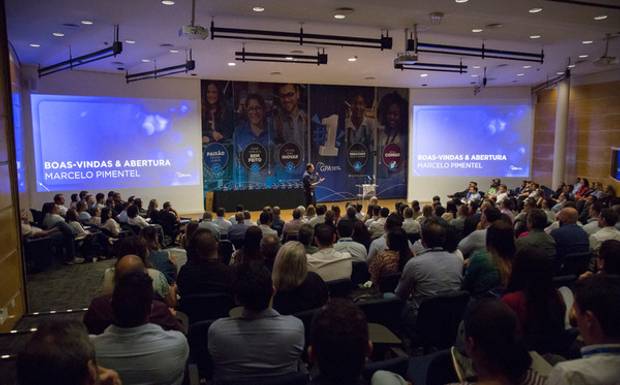 📸 Bastidores de um Evento Corporativo: 5 Dicas para uma Cobertura de Alto Impacto