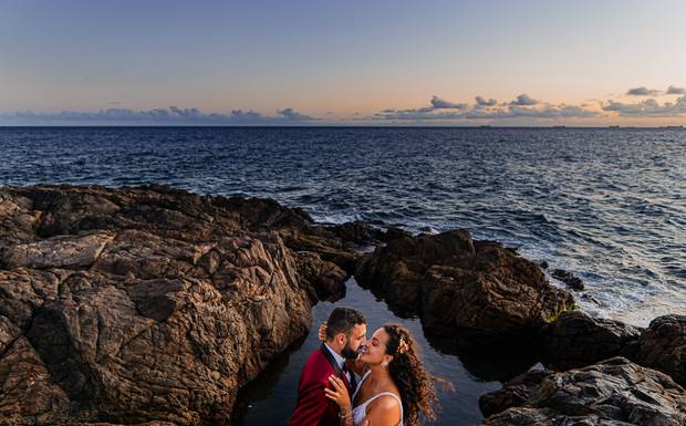 Ensaio Pós-Casamento no Mesmo Dia: Vale a Pena Fazer?Essa É Uma das Experiências Mais Divertidas e Inesquecíveis