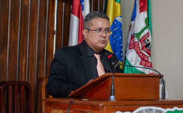 Sargento de Macedo vota a favor da alteração da tabela salarial dos secretários escola da SEMED