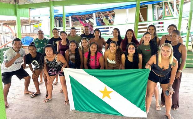 Seleção feminina de Canutama viaja para Humaitá para estreia histórica na Copa da Floresta da Amazônia