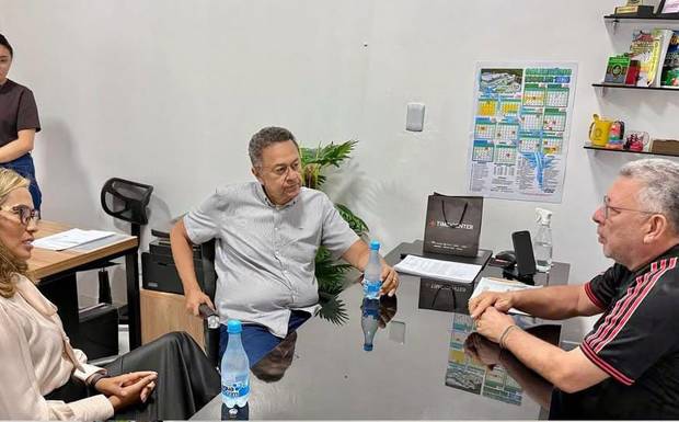 Deputado Silas Câmara destaca diálogo em Manacapuru sobre educação, cultura e meio ambiente