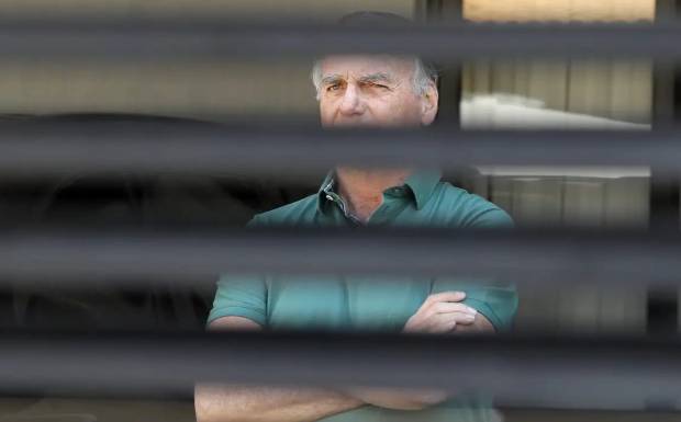 Alexandre de Moraes manda prender Jair Bolsonaro; ex-presidente foi levado à sede PF 