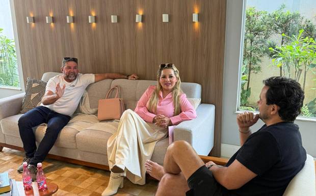 Vereadora Cátianne Alves de Canutama apresenta demandas de canutama em reunião com deputado Capitão Alberto Neto