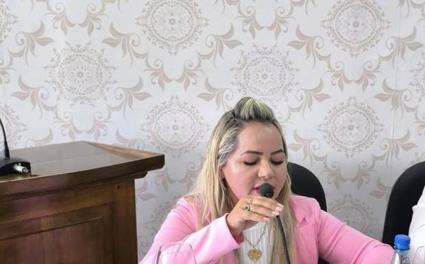 VEREADORA CATIANNE ALVES SE PRONUNCIA SOBRE MANIFESTAÇÃO NO PA SÃO FRANCISCO