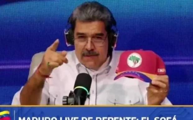 Maduro faz apelo ao Brasil em português e pede apoio à Venezuela