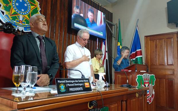 Câmara Municipal inicia ano legislativo de 2026 com solenidade marcada por fé, civismo e participação popular