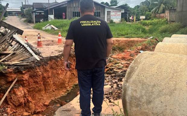 “Minha função é fiscalizar”, afirma vereador Sargento de Macedo ao encontrar obra parada em Humaitá