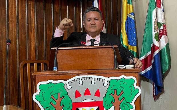 Sargento de Macedo vota 