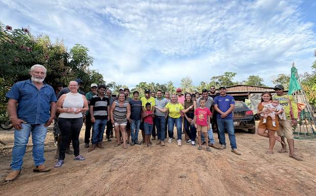 Vereadora Catianne Alves visita comunidade do Ramal da Abelha e ouve reivindicações dos moradores