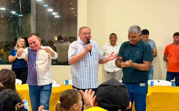 Átila Lins anuncia novos investimentos e reforça defesa da BR-319 em Humaitá
