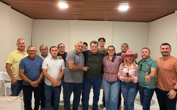 Prefeito José Roberto se reúne com senador Eduardo Braga para fortalecer diálogo em benefício de Canutama