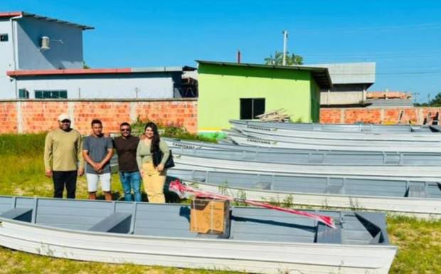 Prefeitura de Canutama entrega equipamentos fluviais para fortalecer atendimento de saúde na zona rural