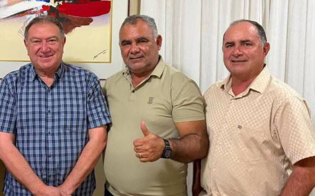 Átila Lins recebe prefeito de Canutama e reforça diálogo sobre novos investimentos para o município