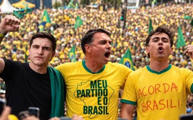 Flávio Bolsonaro, Nikolas Ferreira e Pavanato desembarcam em Manaus para ‘Bloquinho do 22’ na segunda-feira