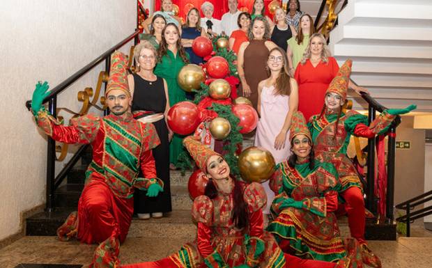 🌹 Solidariedade em Flor: O Chá das Flores Ilumina o Natal de Ponta Grossa!