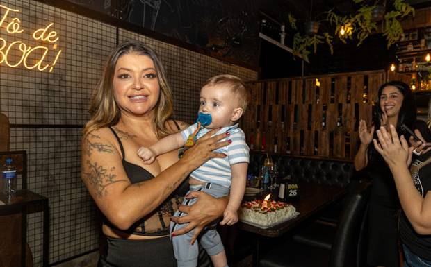 Noite de Celebração: Dani Machado Comemora Aniversário no Boa Gastrobar