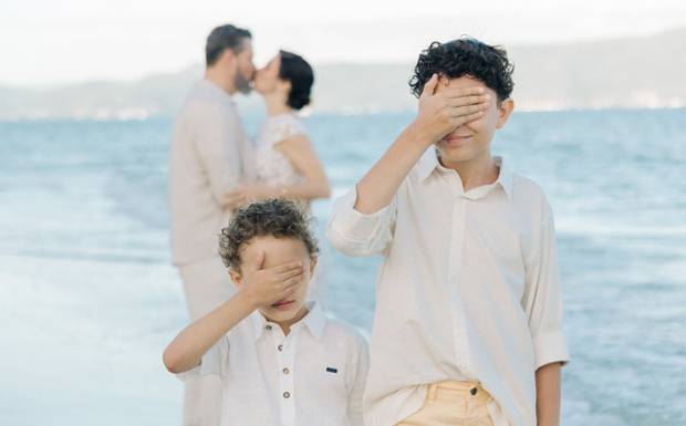 Elopement Wedding em Florianópolis: Casamento Íntimo com a Bênção Awen
