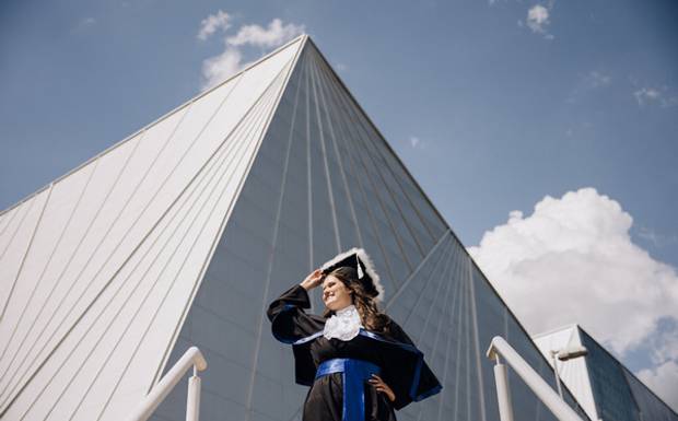 Formaturas na Univates em Lajeado: várias histórias, o mesmo padrão de entrega