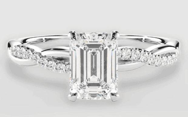 Guide to Choosing the Perfect 2 Carat Emerald Cut Diamond Ring