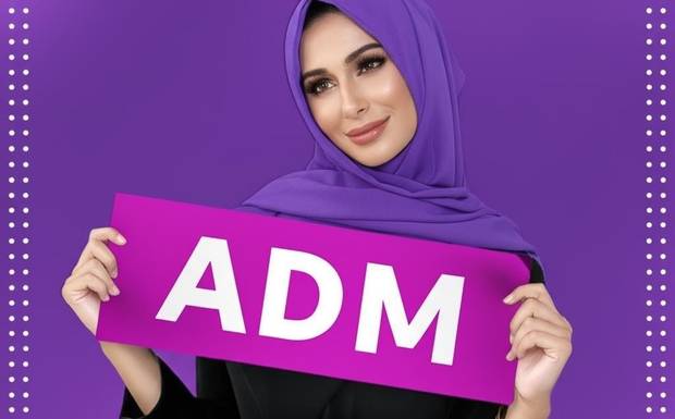 نمشي: وجهتك المتكاملة للأزياء والتسوق عبر الإنترنت namshi