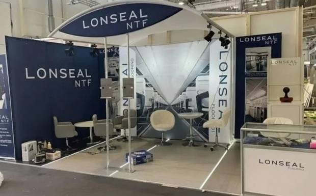 Custom Trade Show Displays by Exhibition Booth Builder in London