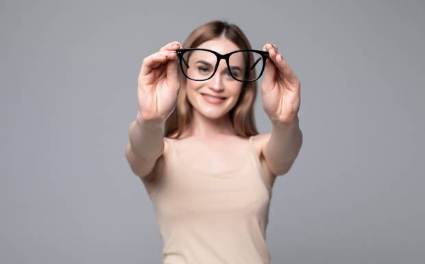 India Eyewear Market Share, Size, Industry Trends, Growth Analysis & Forecast Outlook 2033 | Get Free Sample Report