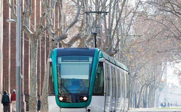India Electric Bus Market 2025-2033: Size, Emerging Trends, Growth Rate & Outlook 2033