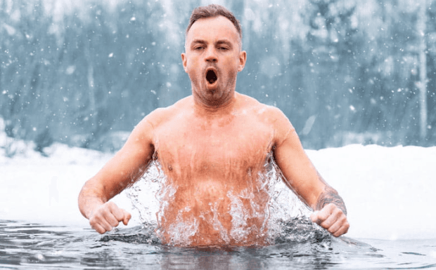 Cold Exposure Therapy Manchester UK – Benefits, Science & Safe Practices