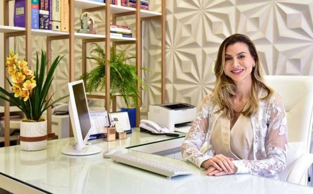 Drª Cecília Castelli une fisioterapia pélvica e psicossomática ao cuidado íntimo