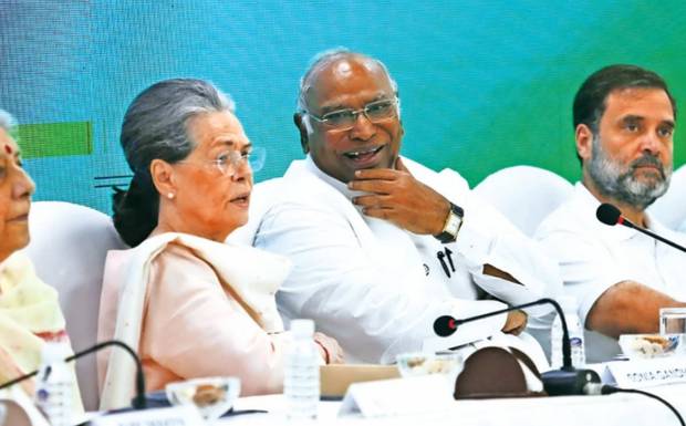 Congress Leadership Convenes to Shape Stand on Women’s Reservation Bills