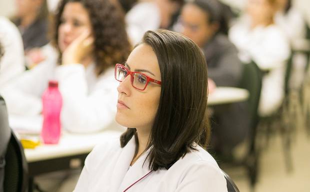 Por que médicos, advogados e executivos precisam de um retrato institucional profissional em Brasília