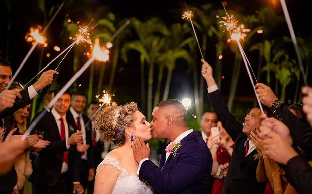 COMO ESCOLHER UM FOTÓGRAFO DE CASAMENTO? DESCUBRA!