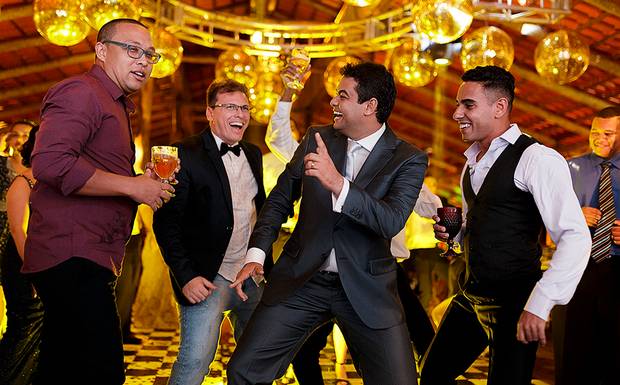 E a música na festa, quem vai cuidar da animação?