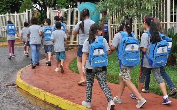 CORONAVIRUS/ESTUDANTES: rede municipal suspende aulas em Dourados