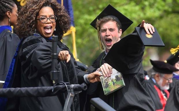 Oprah Winfrey comandará formatura virtual transmitida pelo Facebook