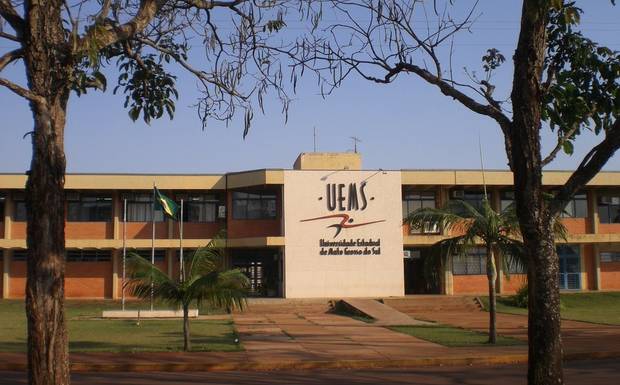 UEMS abre 72 vagas para portadores de diploma em 13 graduações