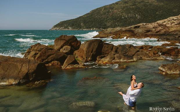 Pre wedding na praia do Matadeiro em Florianópolis | BRENDHA + CHRISTIANO