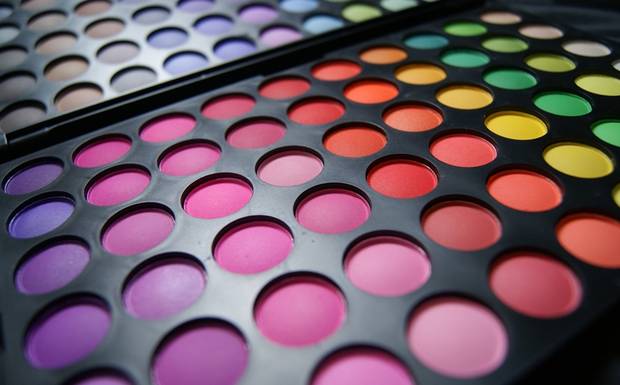 Como fazer a sombra durar o dia todo com a mesma cor?